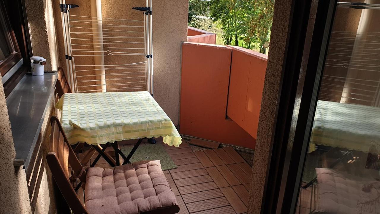 Wohnung Am Gruenen, Naehe Stadtzentrum Und Hauptbahnhof, Wlan Inklusive Фюрт Экстерьер фото