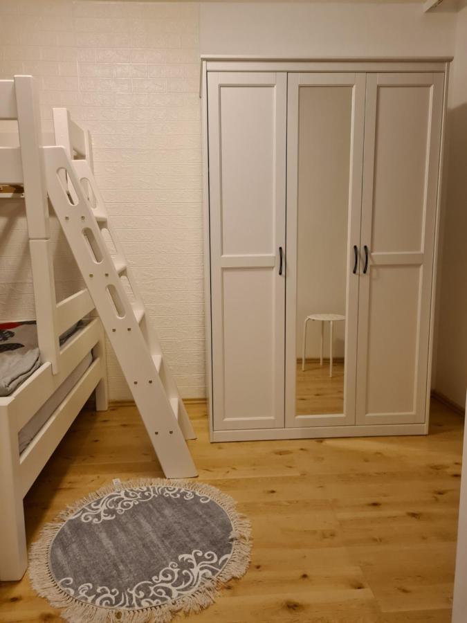 Wohnung Am Gruenen, Naehe Stadtzentrum Und Hauptbahnhof, Wlan Inklusive Фюрт Экстерьер фото
